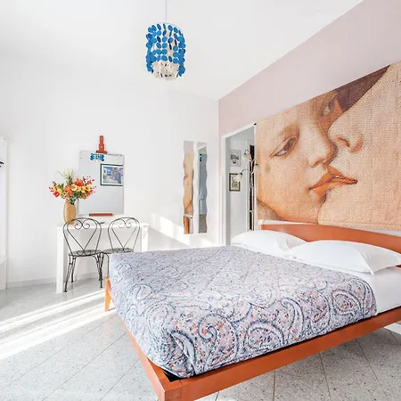 Гостьовий будинок Lia 2 Ла-Спеція