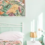 Lia 2 Guest house