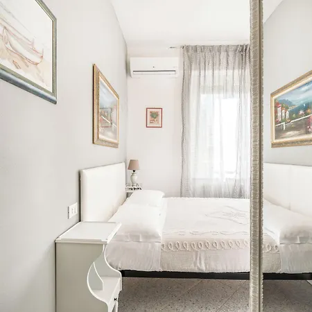 Konukevi Lia 2 La Spezia