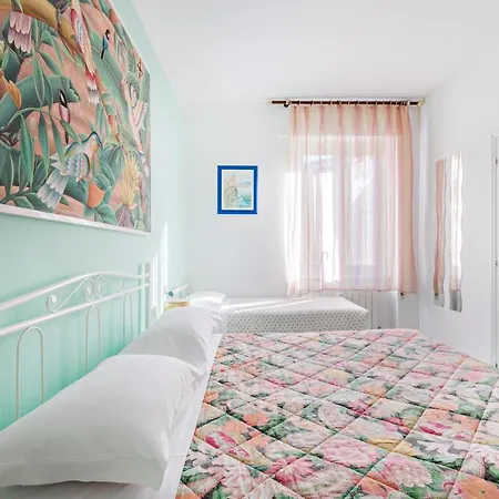 Lia 2 Guest house 3*