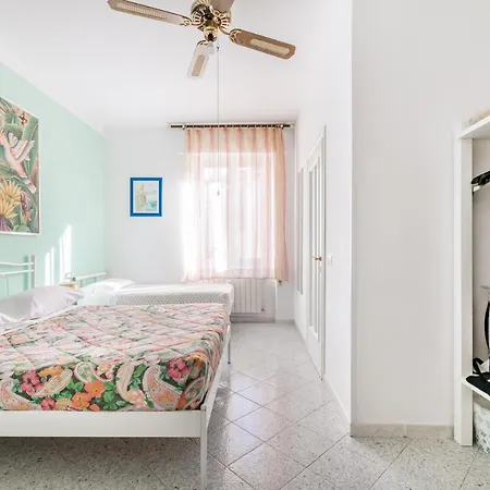 Guest house Lia 2 3*